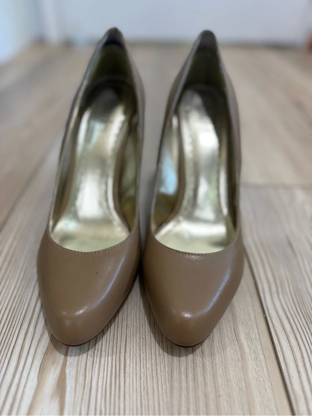 Charles David Tan Leather Pointed-Toe Stiletto‎ Pumps